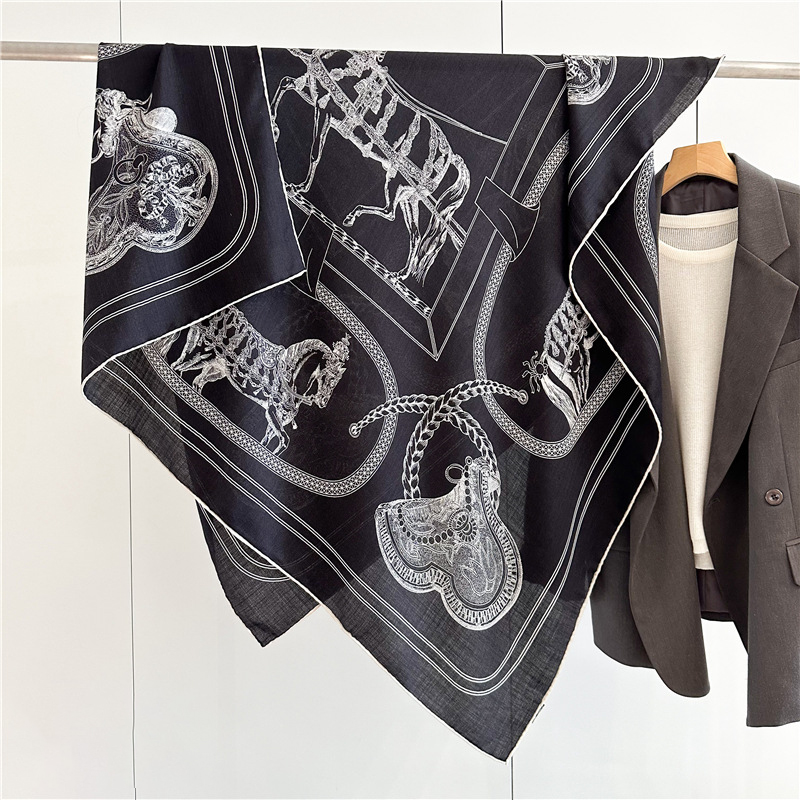 Accessories Brand For Women - Siyah At Yün Ipek Karışımı Eşarp