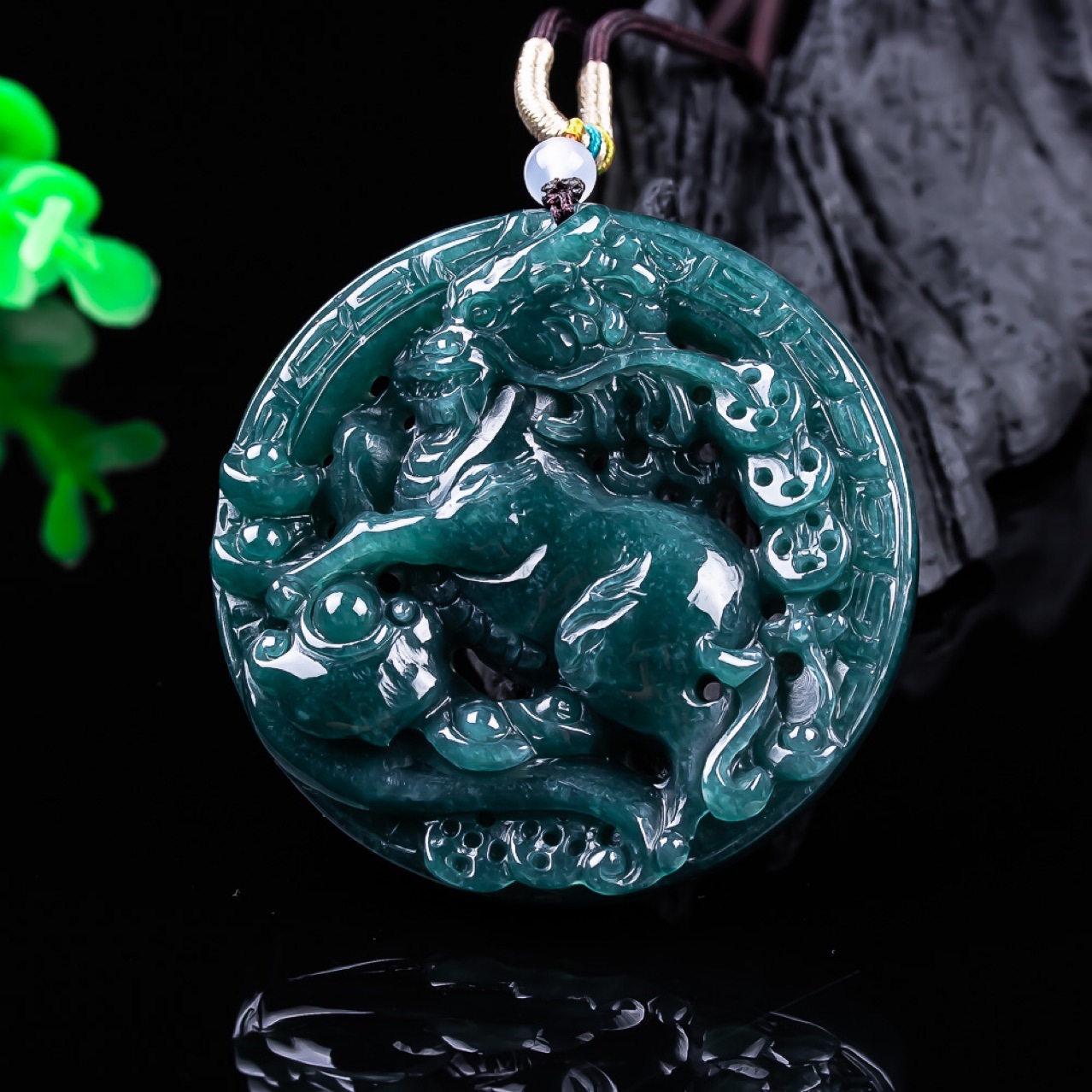 Women Accessories To Gift - Birmanya Jadeite Ejderha Kolye Taş Gerçek