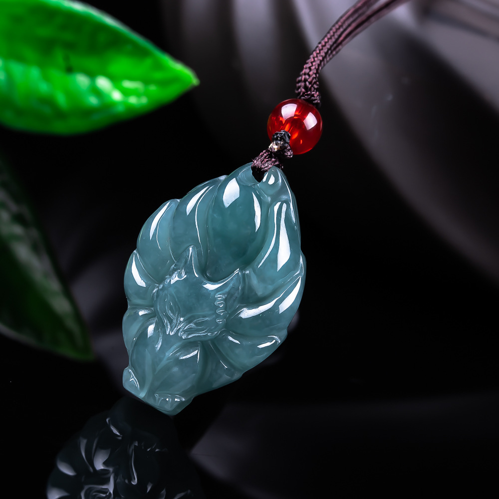 Women Accessories To Gift - Doğal Birmanya Jadeite Tilki Kolye Kolye