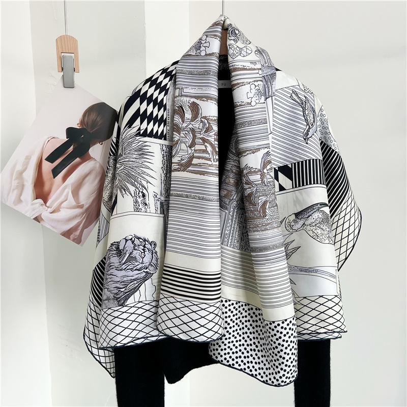 Accessories Brand For Women - Büyük İpek Eşarplar Markalar Tasarımcı El